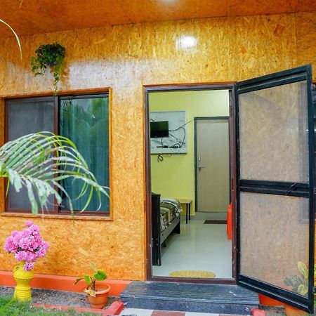 Lotus Pond Resort & Spa Bapatla Luaran gambar